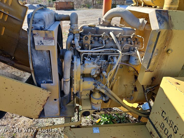 image for item EI8596 1994 Vermeer 1250BC wood chipper