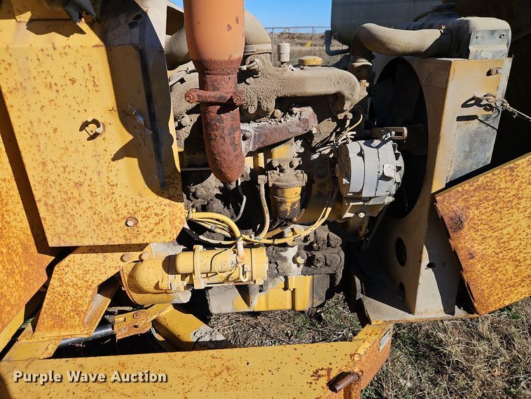 image for item EI8596 1994 Vermeer 1250BC wood chipper