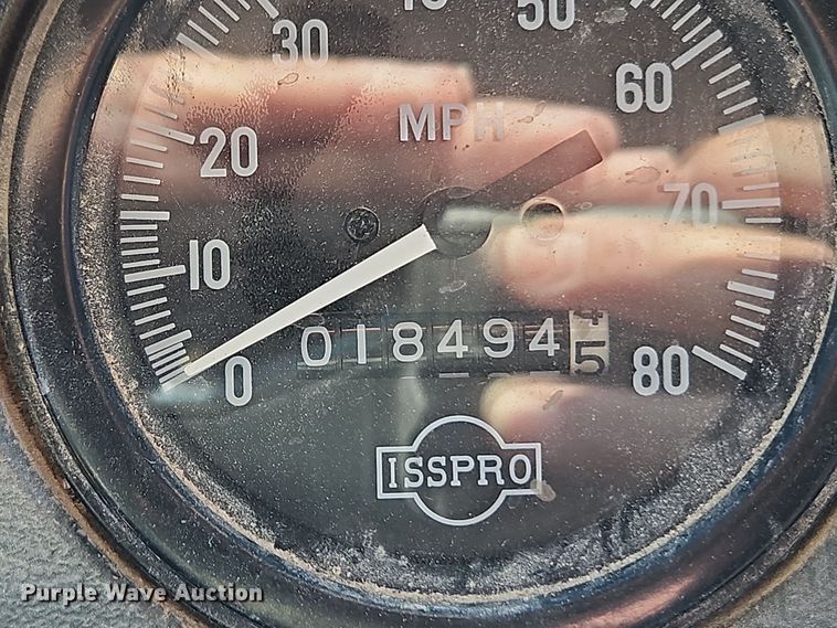 image for item EI8598 1988 Mack R688ST water truck