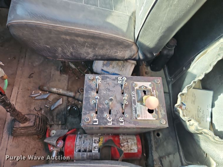 image for item EI8598 1988 Mack R688ST water truck