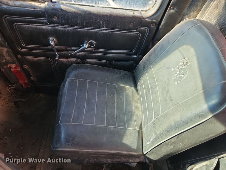 image for item EI8598 1988 Mack R688ST water truck