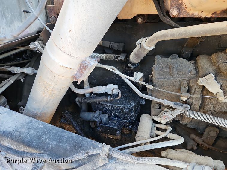 image for item EI8598 1988 Mack R688ST water truck