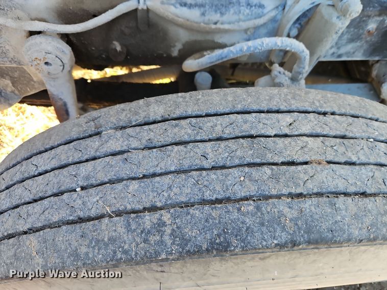 image for item EI8598 1988 Mack R688ST water truck