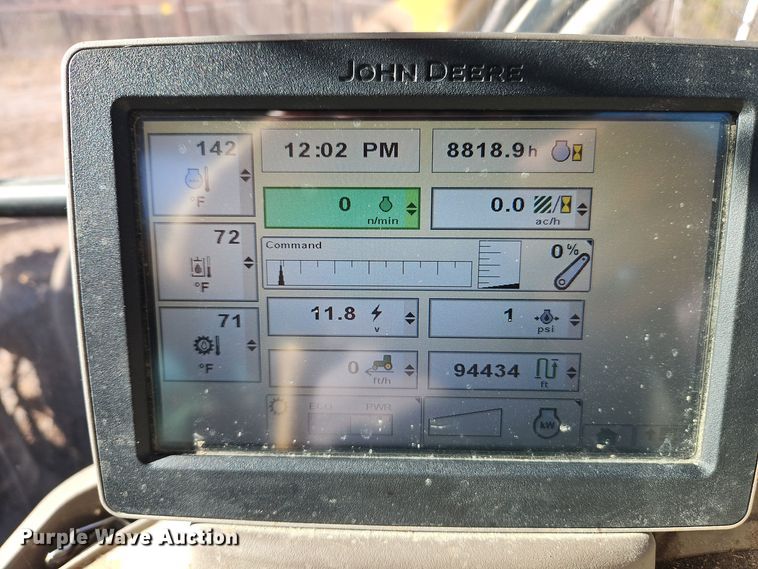 image for item EI8599 2013 John Deere 6115R MFWD tractor