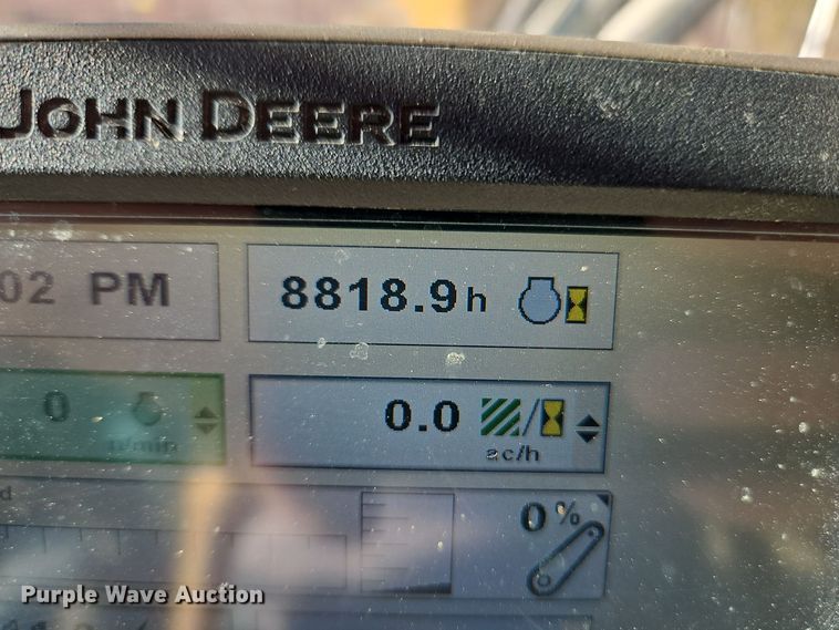 image for item EI8599 2013 John Deere 6115R MFWD tractor