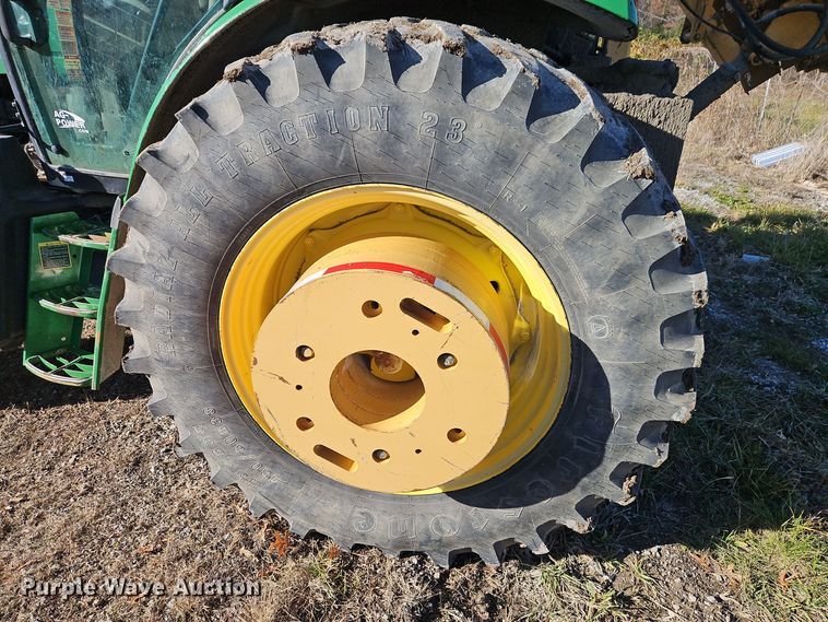 image for item EI8599 2013 John Deere 6115R MFWD tractor