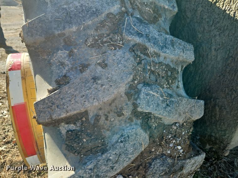 image for item EI8599 2013 John Deere 6115R MFWD tractor