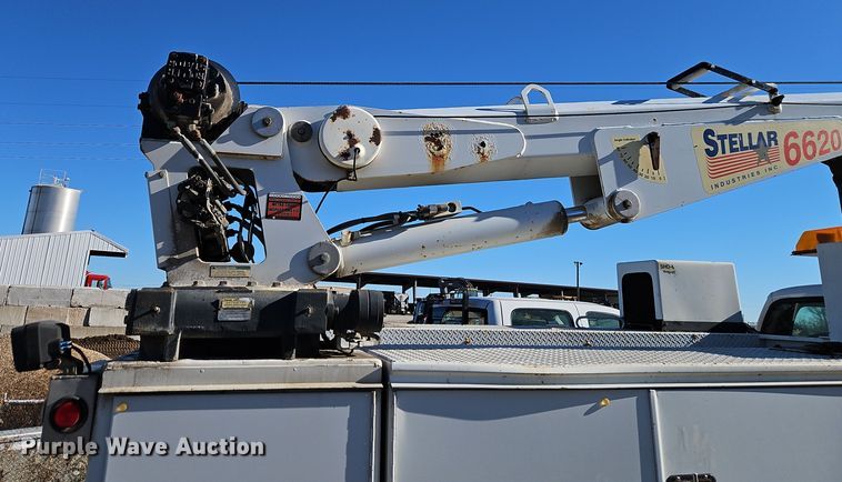 image for item EI8600 2004 Ford F550 Super Duty XL utility / service truck