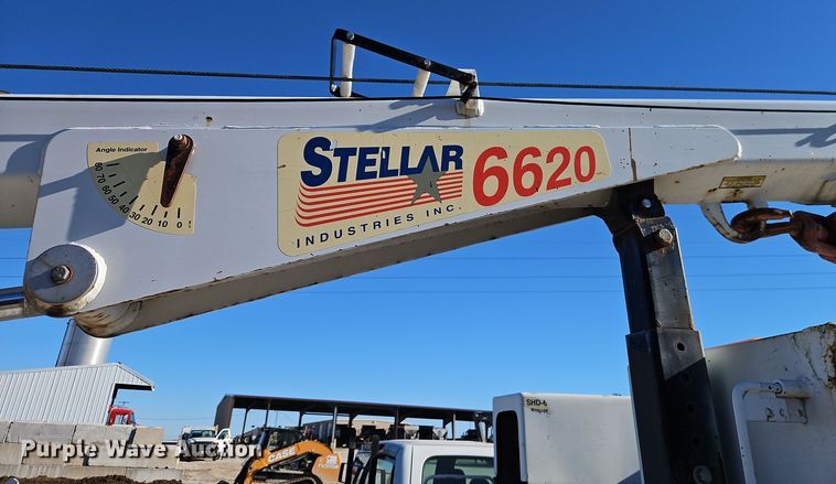 image for item EI8600 2004 Ford F550 Super Duty XL utility / service truck