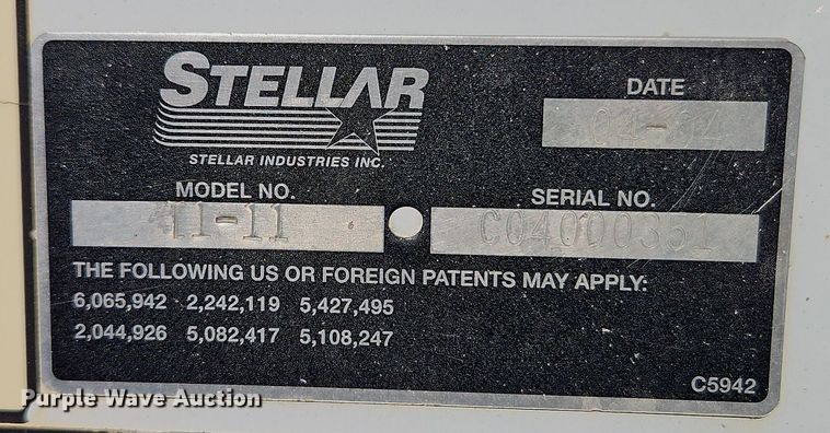 image for item EI8600 2004 Ford F550 Super Duty XL utility / service truck