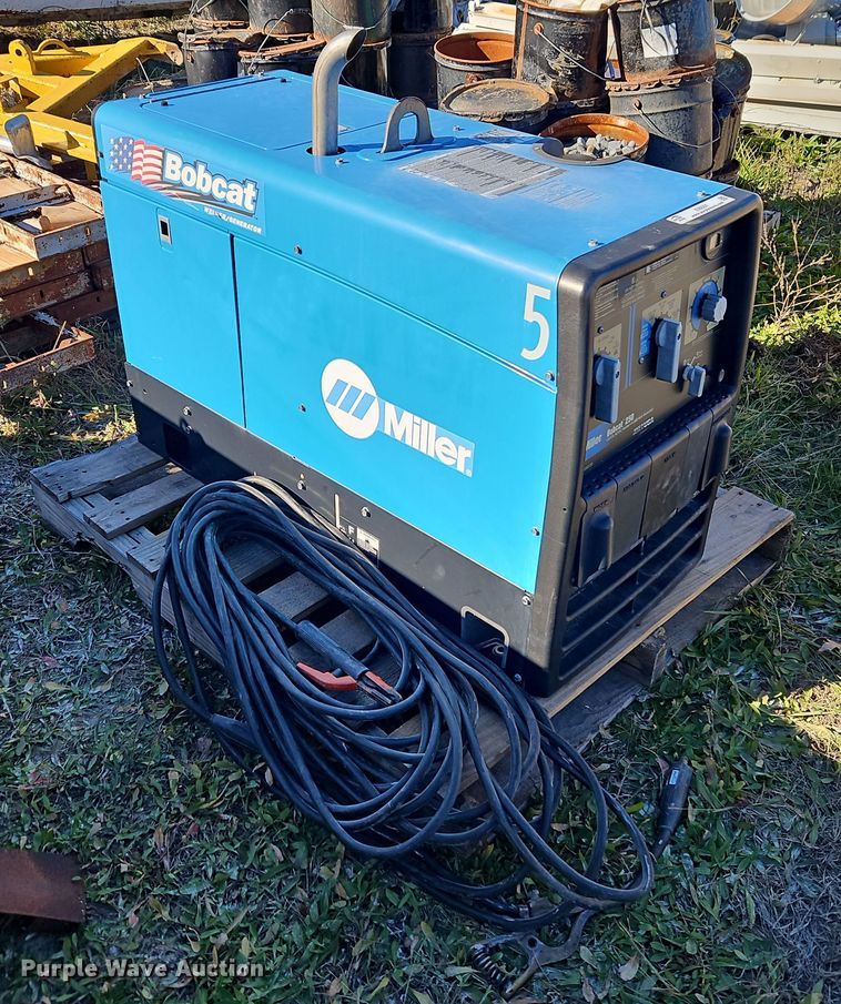 image for item EI8601 Miller Bobcat welder/generator