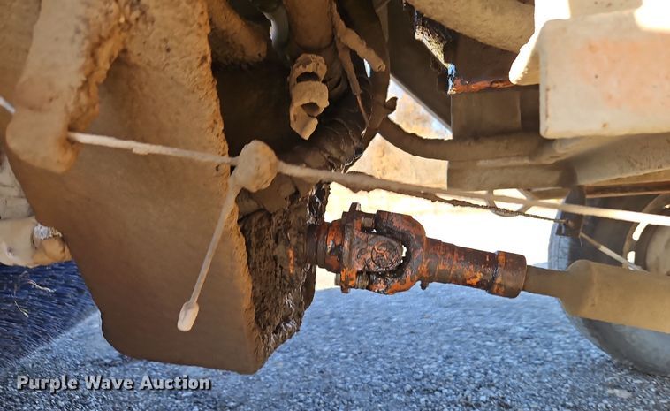 image for item EI8735 Broce RC300 broom