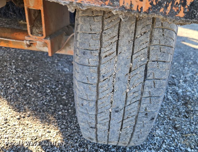 image for item EI8735 Broce RC300 broom