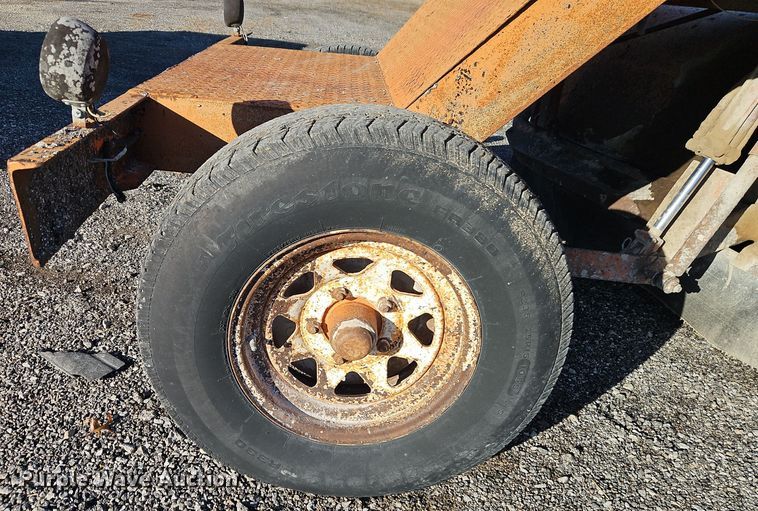 image for item EI8735 Broce RC300 broom