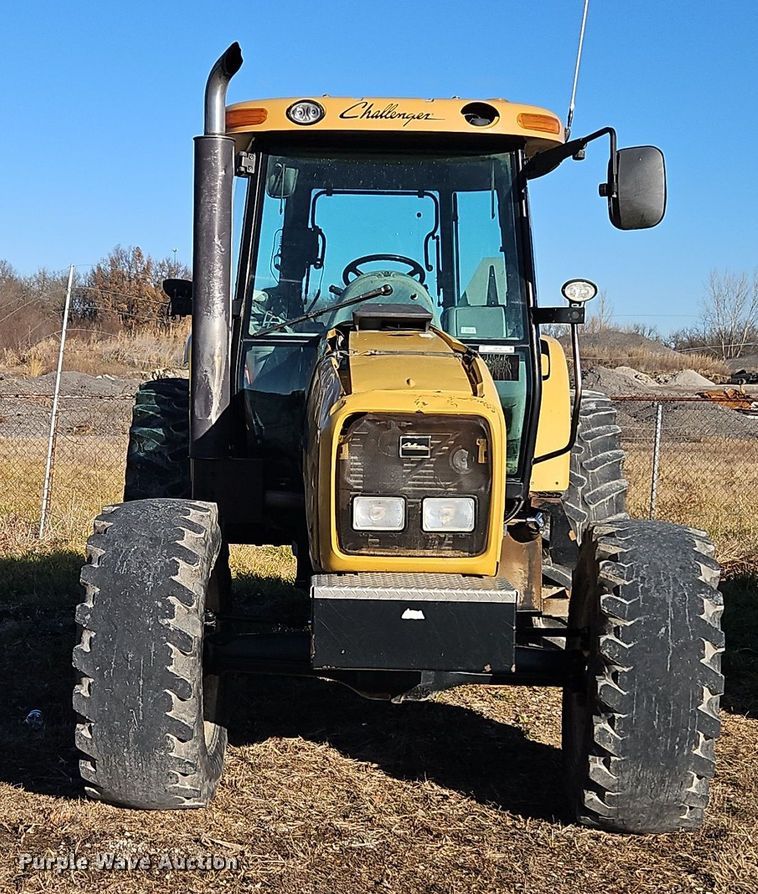 image for item EI8736 2006 Challenger MT525B MFWD tractor