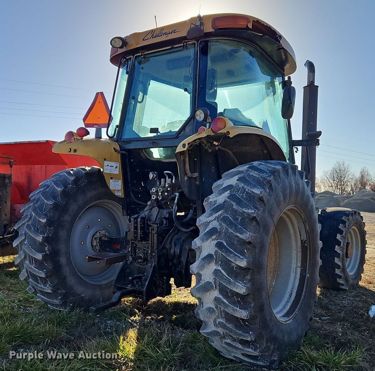 image for item EI8736 2006 Challenger MT525B MFWD tractor