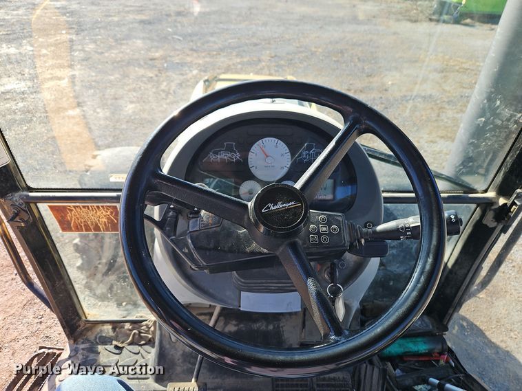 image for item EI8736 2006 Challenger MT525B MFWD tractor