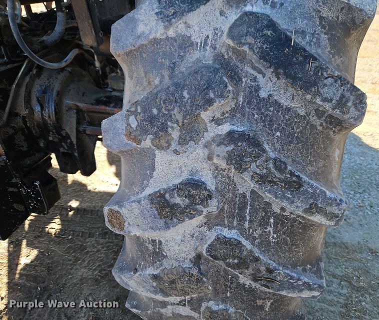 image for item EI8736 2006 Challenger MT525B MFWD tractor