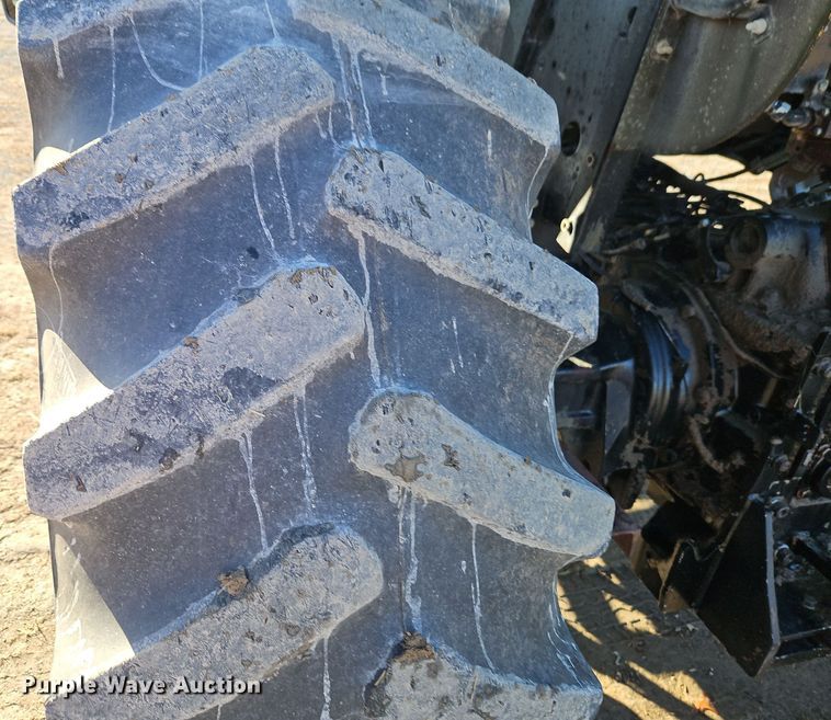 image for item EI8736 2006 Challenger MT525B MFWD tractor