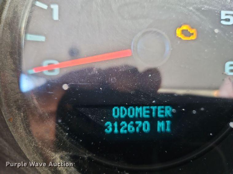 image for item EI8737 2008 Chevrolet Silverado 1500 Crew Cab pickup truck