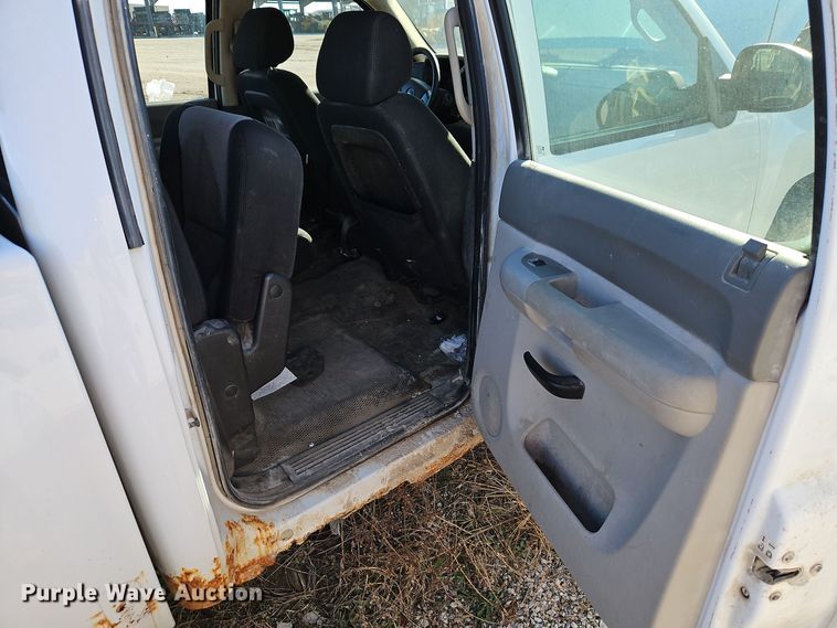 image for item EI8737 2008 Chevrolet Silverado 1500 Crew Cab pickup truck