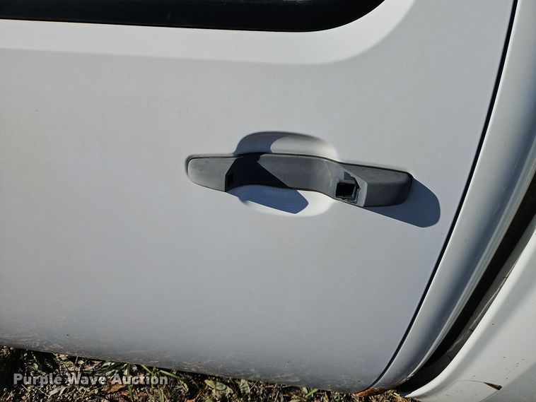 image for item EI8737 2008 Chevrolet Silverado 1500 Crew Cab pickup truck