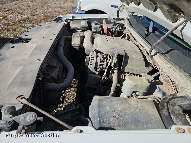 image for item EI8737 2008 Chevrolet Silverado 1500 Crew Cab pickup truck