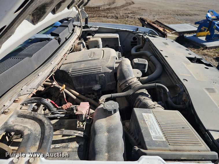 image for item EI8737 2008 Chevrolet Silverado 1500 Crew Cab pickup truck