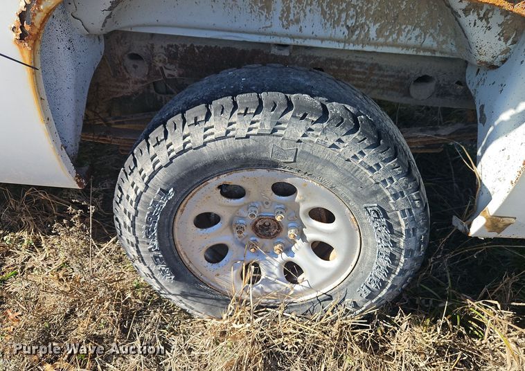 image for item EI8737 2008 Chevrolet Silverado 1500 Crew Cab pickup truck