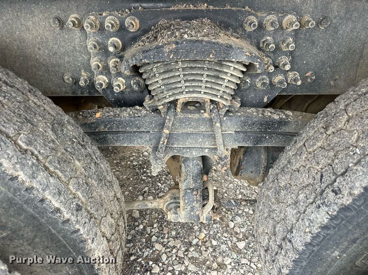 image for item EJ5244 2005 Freightliner Business Class M2 dump truck