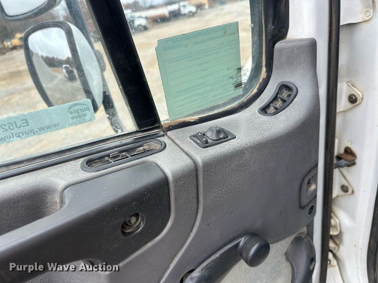 image for item EJ5244 2005 Freightliner Business Class M2 dump truck