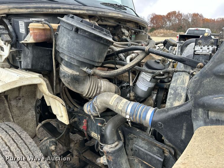 image for item EJ5244 2005 Freightliner Business Class M2 dump truck