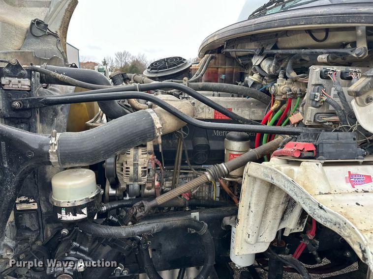 image for item EJ5244 2005 Freightliner Business Class M2 dump truck