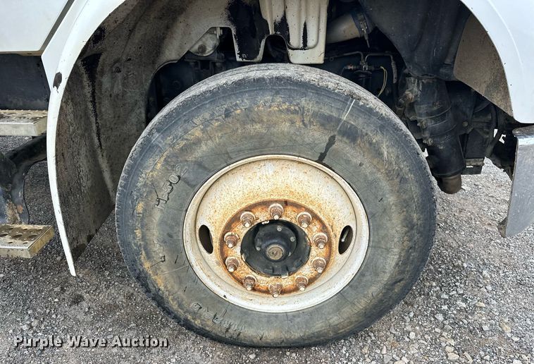 image for item EJ5244 2005 Freightliner Business Class M2 dump truck