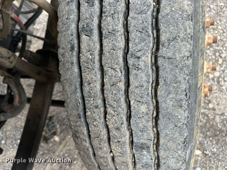 image for item EJ5244 2005 Freightliner Business Class M2 dump truck