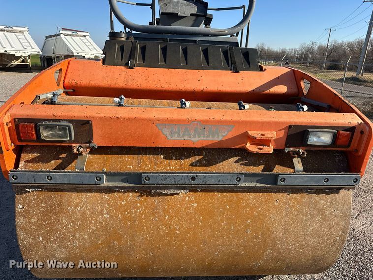 image for item EJ5277 2006 Hamm HD120 double drum vibratory roller