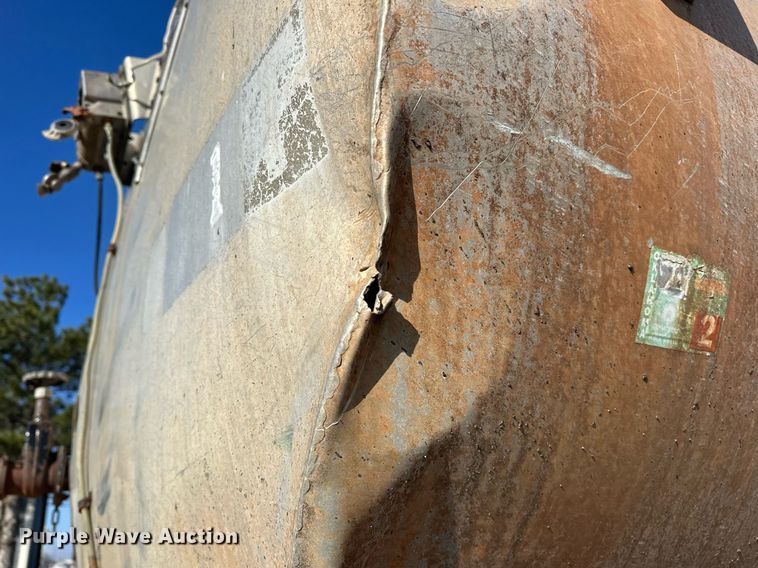 image for item EJ5280 1963 Standard Steel tank trailer