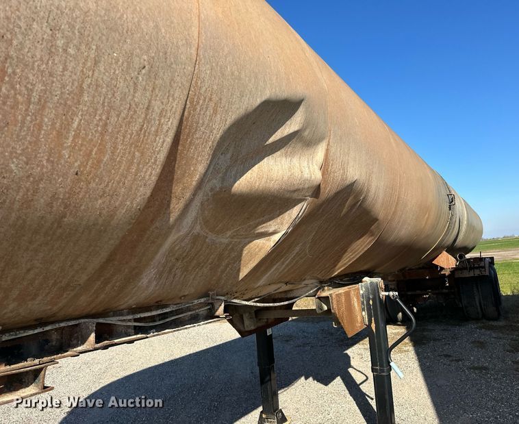 image for item EJ5280 1963 Standard Steel tank trailer