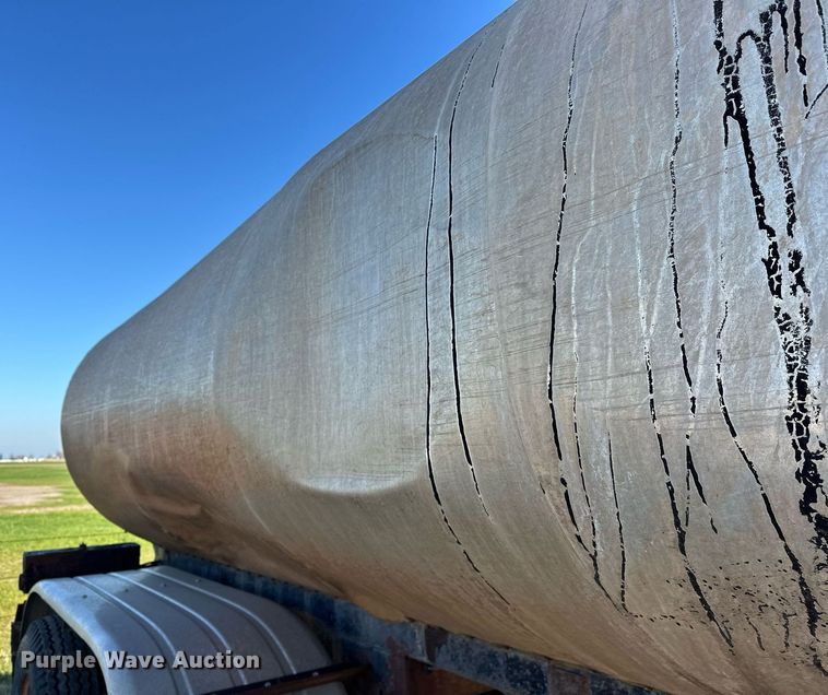 image for item EJ5280 1963 Standard Steel tank trailer