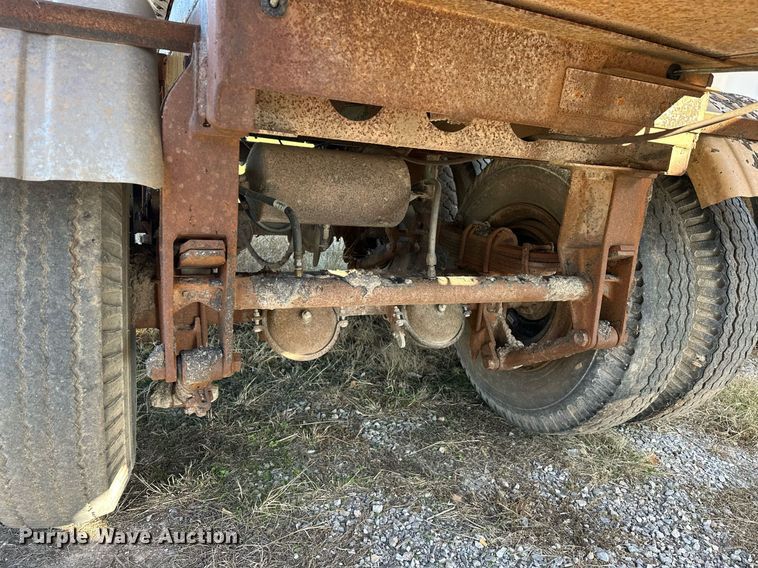 image for item EJ5280 1963 Standard Steel tank trailer