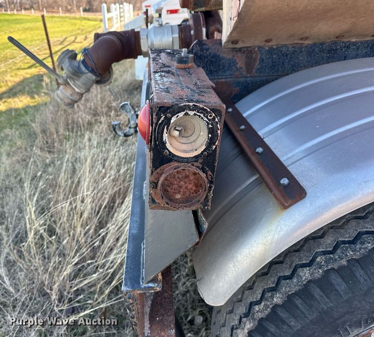 image for item EJ5280 1963 Standard Steel tank trailer