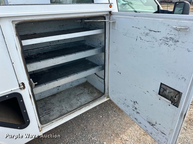 image for item EJ5287 2012 Ford F550 Super Duty XL bucket truck