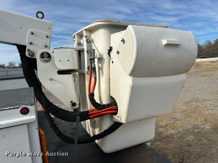 image for item EJ5287 2012 Ford F550 Super Duty XL bucket truck