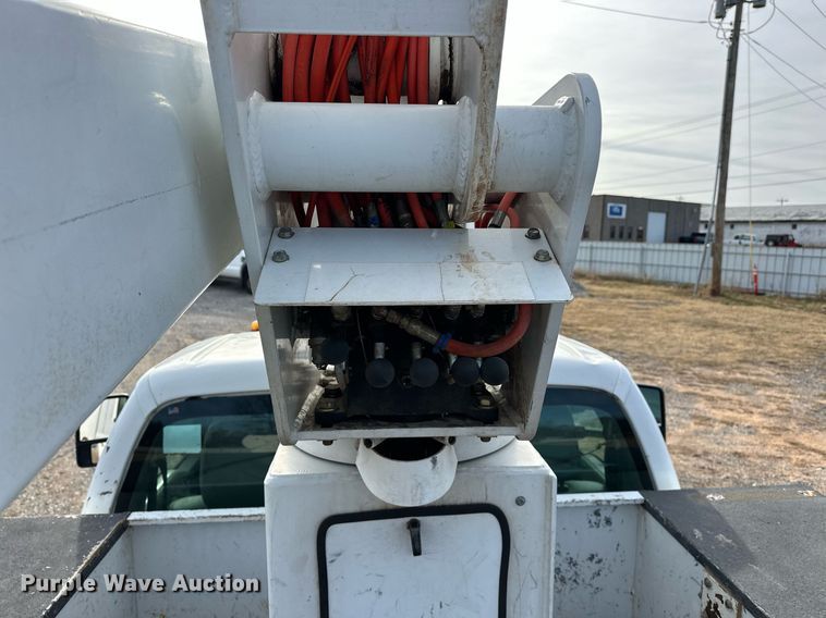 image for item EJ5287 2012 Ford F550 Super Duty XL bucket truck