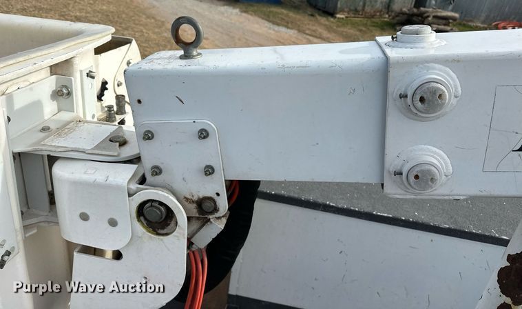 image for item EJ5287 2012 Ford F550 Super Duty XL bucket truck