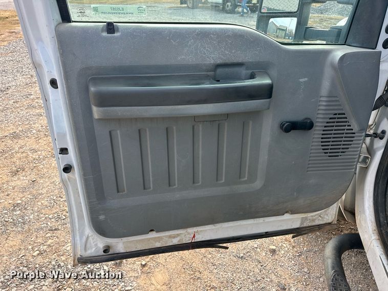 image for item EJ5287 2012 Ford F550 Super Duty XL bucket truck