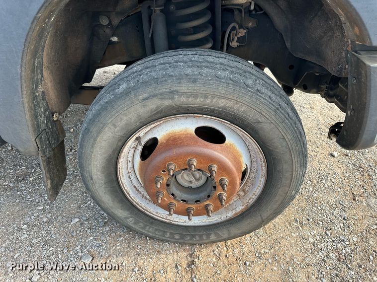 image for item EJ5287 2012 Ford F550 Super Duty XL bucket truck