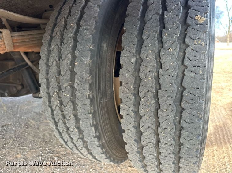 image for item EJ5287 2012 Ford F550 Super Duty XL bucket truck