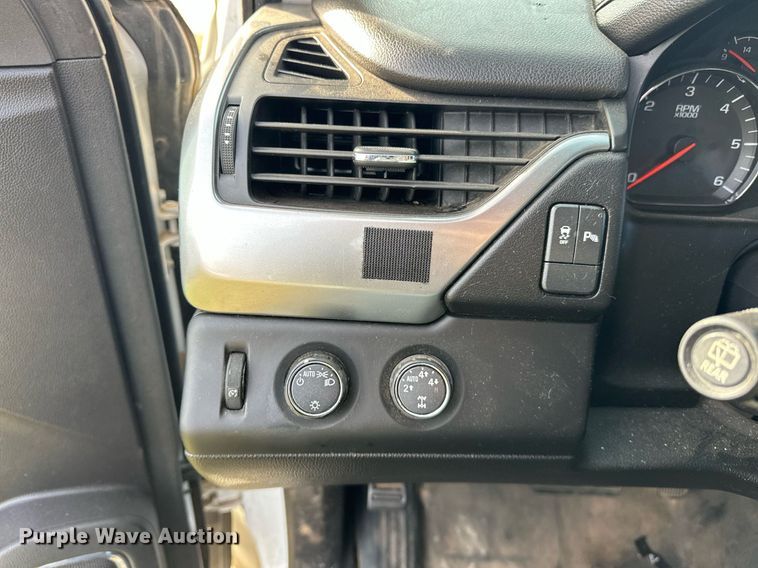 image for item EJ5288 2015 Chevrolet Tahoe Police SUV