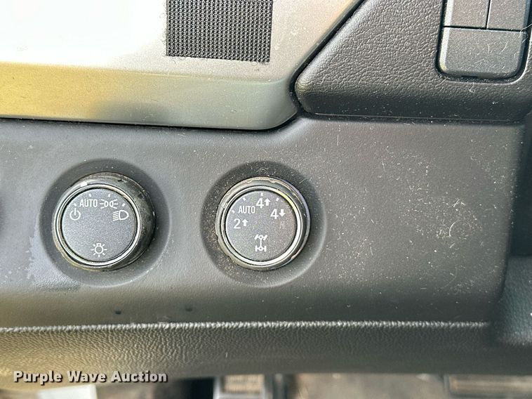 image for item EJ5288 2015 Chevrolet Tahoe Police SUV